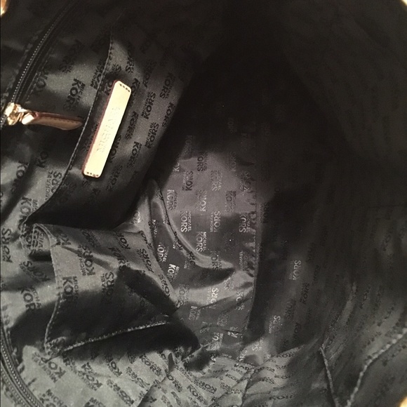 Michael Kors Black Monogram Handbag - Picture 3 of 4